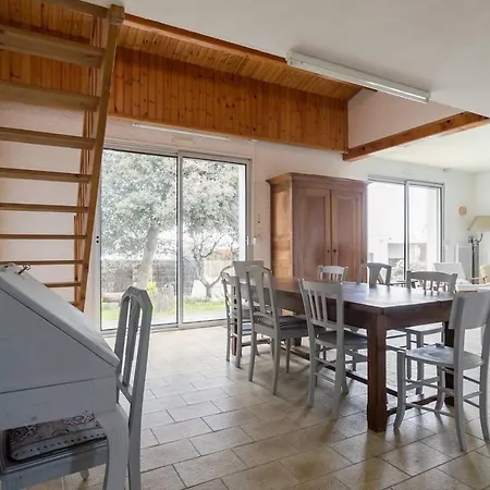 Les Coquelicots Nyaraló